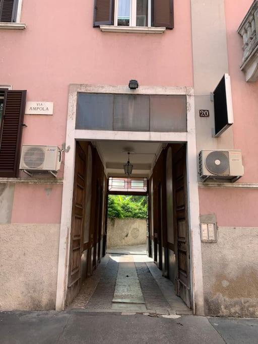 Ampola Home “Flamingo” Milan Extérieur photo